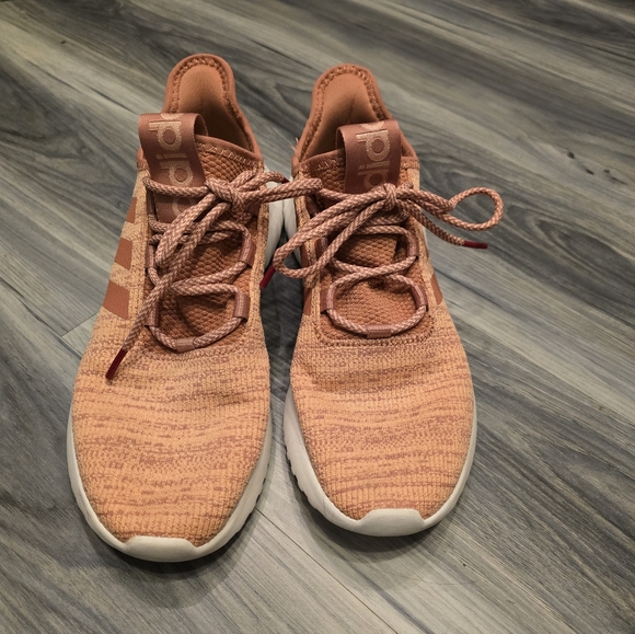 Adidas 9.5 Peach 🍑 (Matches Ivy Park Ambient Blush listed separately) - Picture 3 of 7